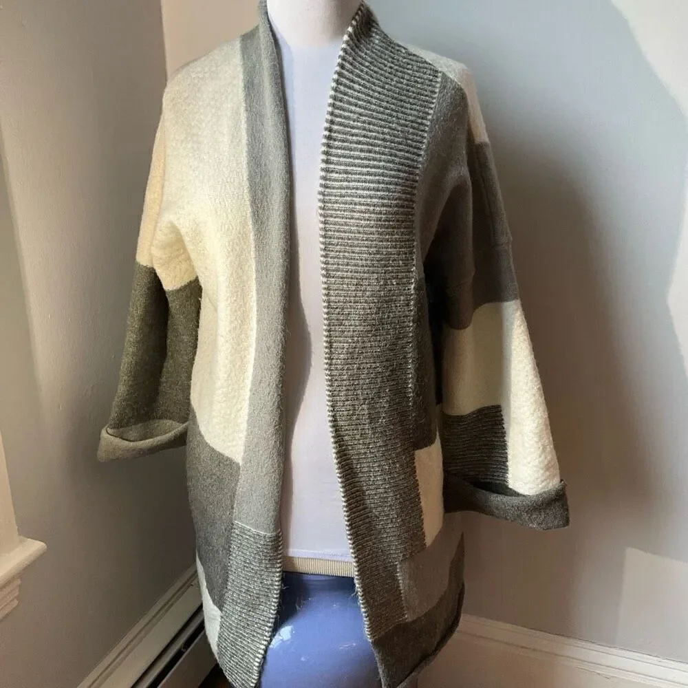 Cyrus Open Patchwork Coatigan/Sweater Coat. S. Grey and Cream Colorblock